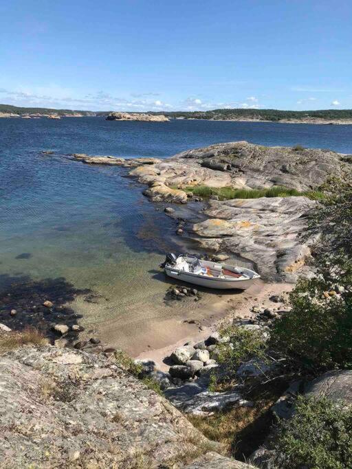 Ny Laegenhet Pa Markplan Med Havsutsikt Strömstad Екстериор снимка